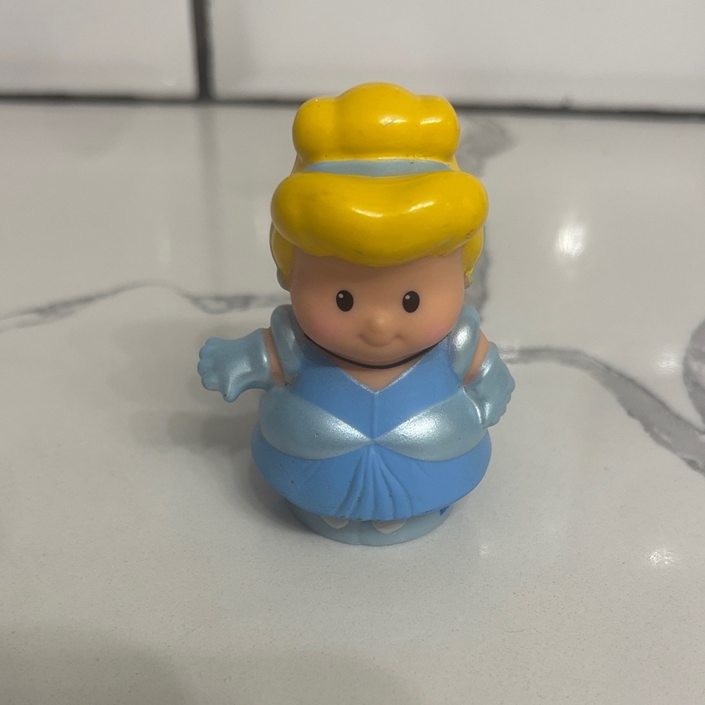 Little People Princess Cinderella Talker 2012